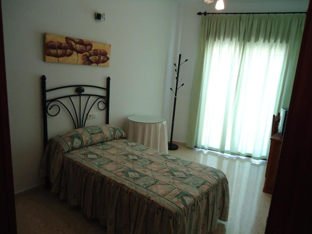 Hostal Los Claveles Baena Camera foto